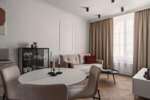 Część jadalniana w Apartamencie z 1 sypialnią B425 Carmine Red