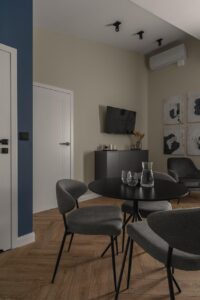 Część dzienna w Apartamencie B512 Gentleman Blue