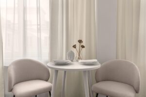 Część jadalniana w Apartamencie STANDARD A423 Classic Cream